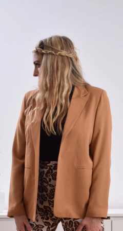 GIULIA BLAZER- Blazer Sastrero Tostado