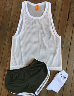 Musculosa red blanca en internet