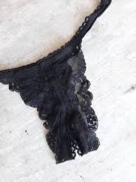Tanga rutera encaje negro