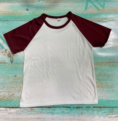 Art. 121 Remera manga ranglan blanca y bordo - comprar online