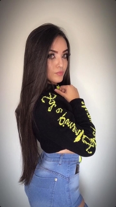 Cropped Tricô com Capuz na internet