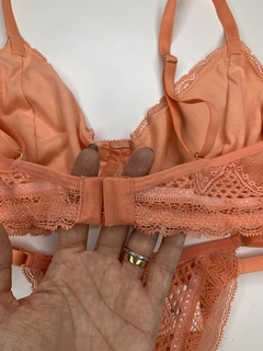 Conjunto Sem Bojo e Com Aro Em Renda na internet