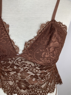 Conjunto Blusa em Renda e Calcinha String em Renda
