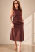 Conjunto Feminino em Suede Autoral – Regata e Saia Midi Evasê na internet