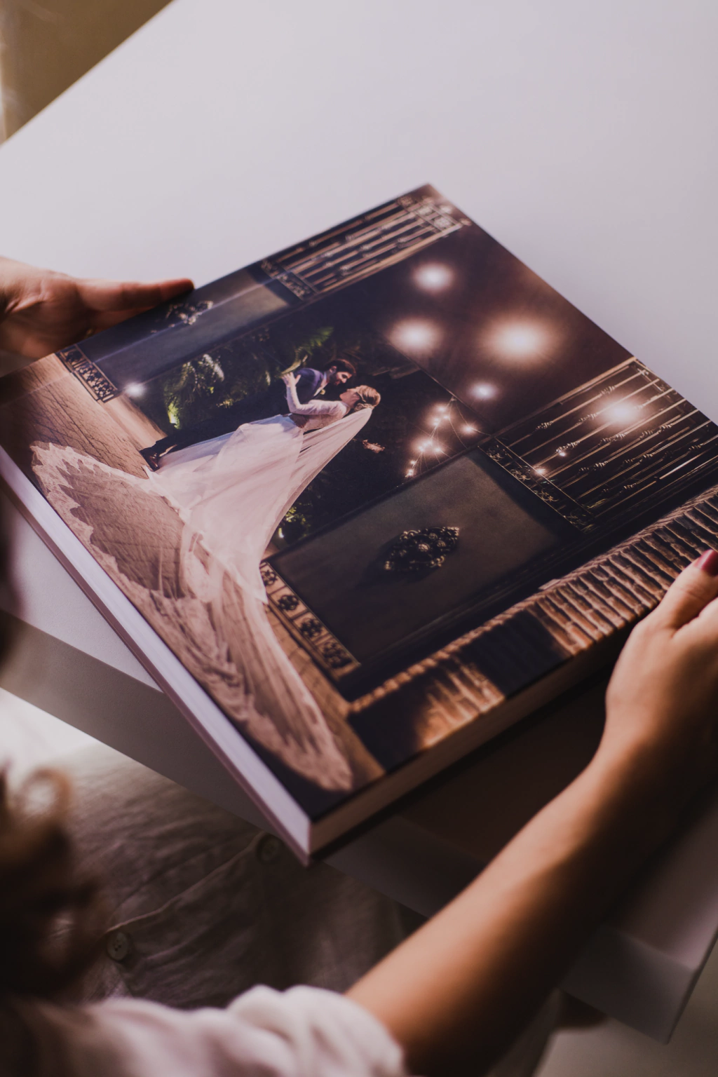 Álbum tamanho: 30x30cm | Capa com fotografia especial