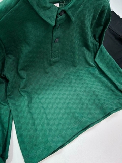 CONJ. CAMISA POLO VERDE TEXT. na internet