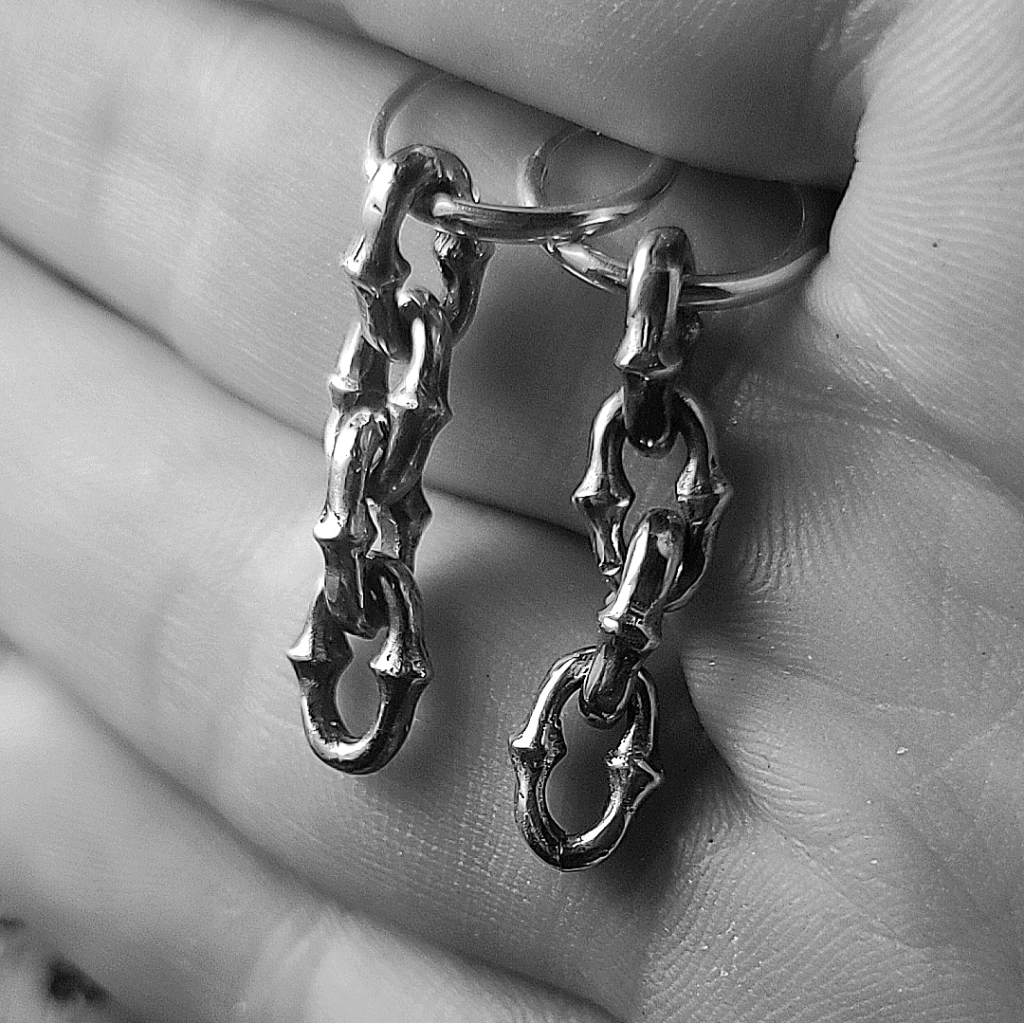 Chains (Par)