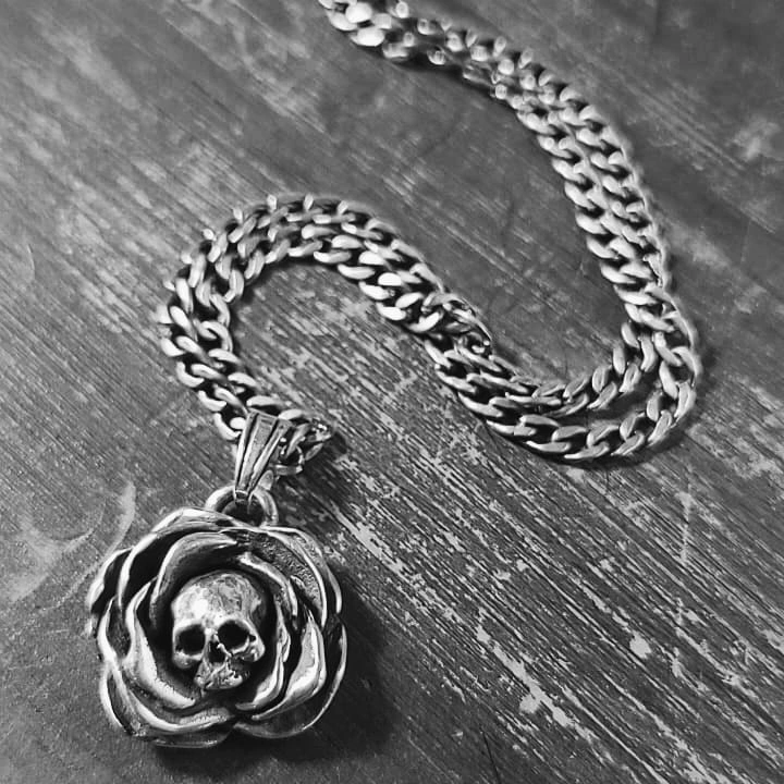 Dije Deadly Rose