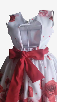 Vestido floral Branco com vermelho 6 anos na internet