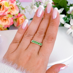 Anel com Zircônias Quadradas Verde
