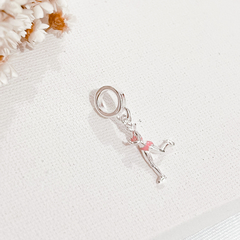 Berloque Menina Correndo - comprar online