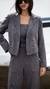BLAZER CURTO RISCA DE GIZ CINZA na internet