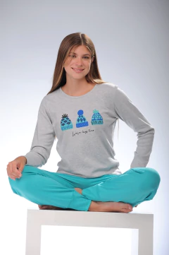 855 - Pijama De Interlock Manga Larga Gris Con Estampa Y Pantalón Largo Liso Con Puño en internet