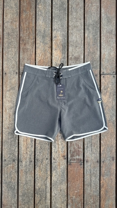 Bermudas Retrô conceito cinza - comprar online