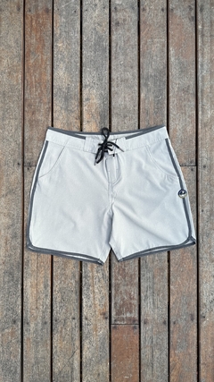 Bermudas Retrô conceito Cinza claro - comprar online