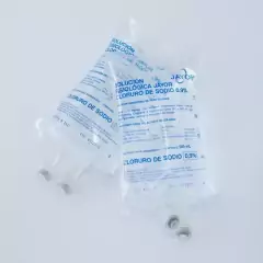 Solución Fisiológica cloruro de sodio 0,9% x 500Ml
