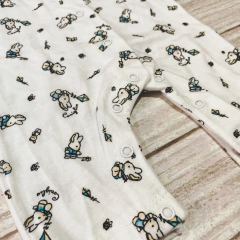 Pijama con capucha conejitos Celeste - comprar online