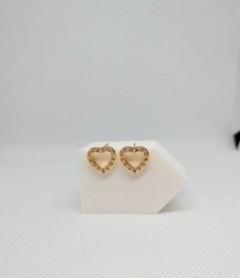 Brinco coração com zircônias