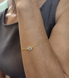 Pulseira com pingente ponto de luz