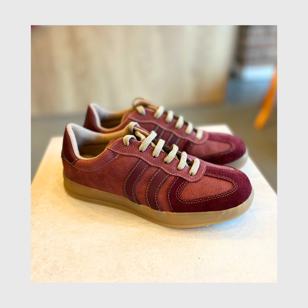 ZAPAS LUCY