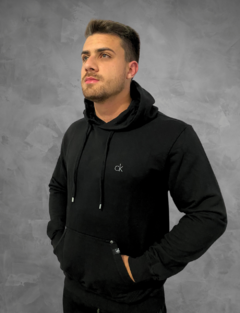 Moletom Calvin Klein Básico Preto - comprar online