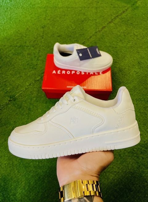 Tênis Aeropostale casual branco / branco A87