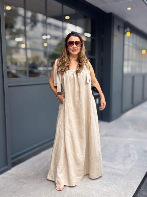 Vestido amplo em linho