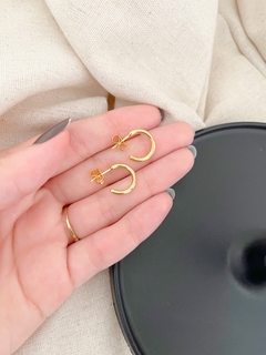 Brinco de argola P 2mm básica banhado a Ouro 18k - MLA semijoias