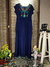 VESTIDO COM DETALHES BORDADOS AZUL MARINHO - Odarashop