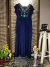 VESTIDO COM DETALHES BORDADOS AZUL MARINHO - Odarashop