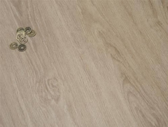 PISO VINÍLICO AMERICANO 5MM CLICADO
