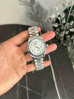 ROLEX DAY-DATE 107 en internet