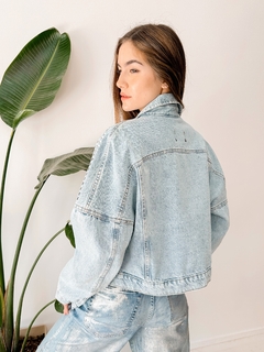 campera de jean con tachas en internet