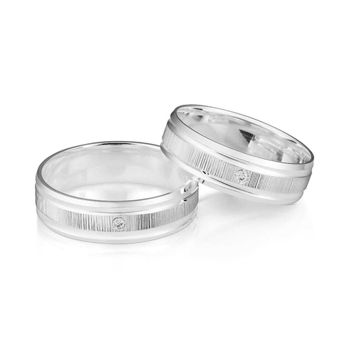 Alianças em Prata 6mm abauladas com Frisos e Pedra