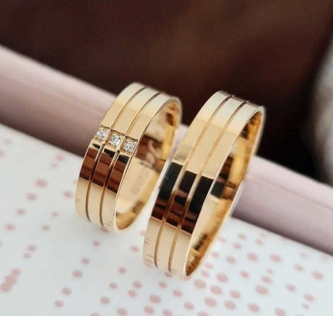 Alianças em Moedas Antigas 6mm Retas com 3 Pedras Cravejadas