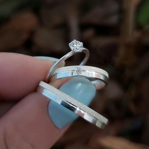 Par de Alianças em Prata 3mm Retas + Solitario