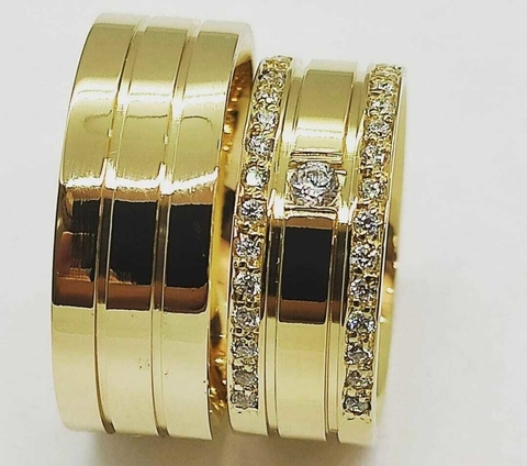 Par de Alianças em Moedas Antigas 10mm Retas com Pedras