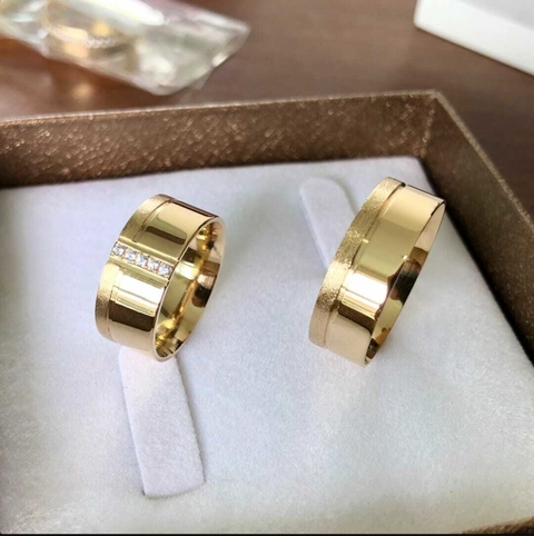 Alianças em Moedas Antigas 8mm Retas Pedras Cravejadas