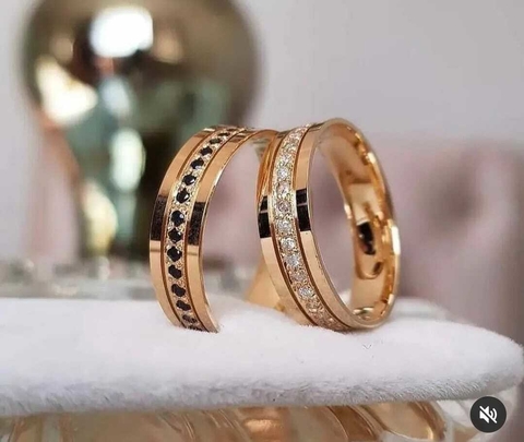 Alianças em Moedas Antigas 6mm Retas Pedras na Masculina e Feminina