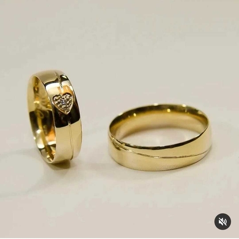 Alianças em Moedas Antigas com Coração com Pedras