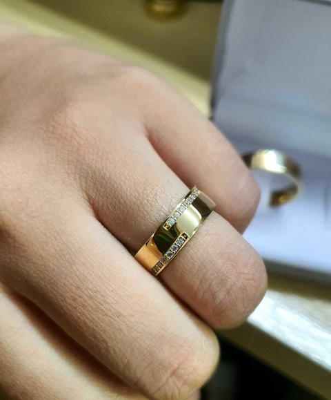 Alianças em Moedas Antigas 6mm Retas Feminina desenho em pedras