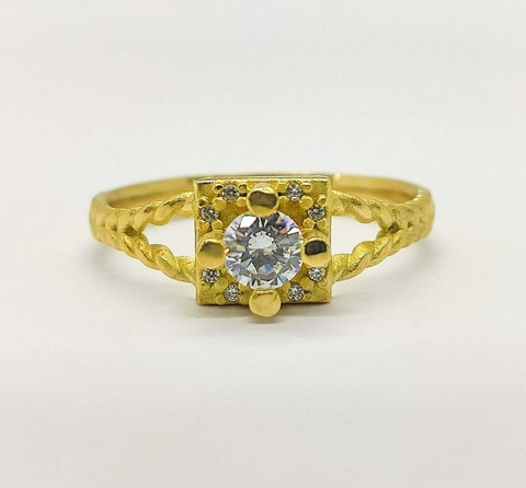 Anel em Moedas Antigas Entrelace