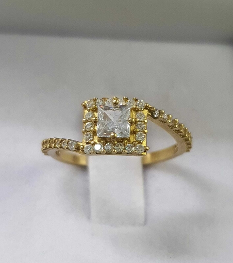 Anel em Moeda Antiga Monaco com Pedras