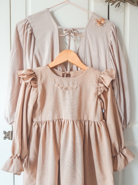 Vestido Luíza - Bordado à mão