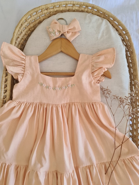 Vestido Isabela - Bordado à mão - Linho Pêssego