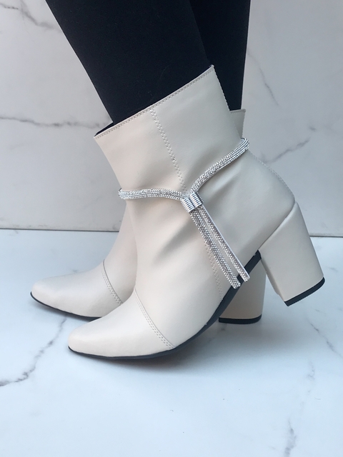 Bota Cecilia - Branca - comprar online