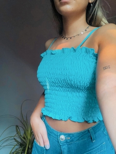 Cropped Bela na internet