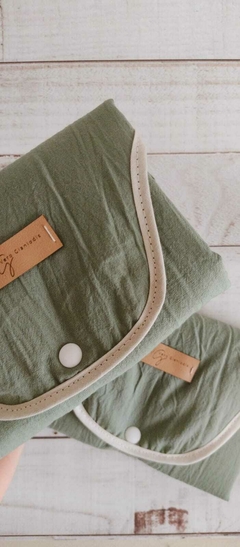 Cambiador Pocket Portátil Verde - comprar online