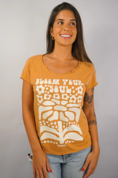 Camiseta Bloom you Soul - Praiah
