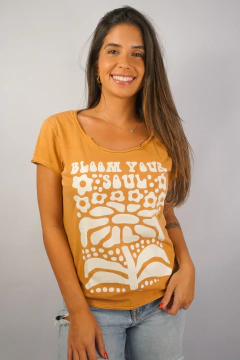 Camiseta Bloom you Soul
